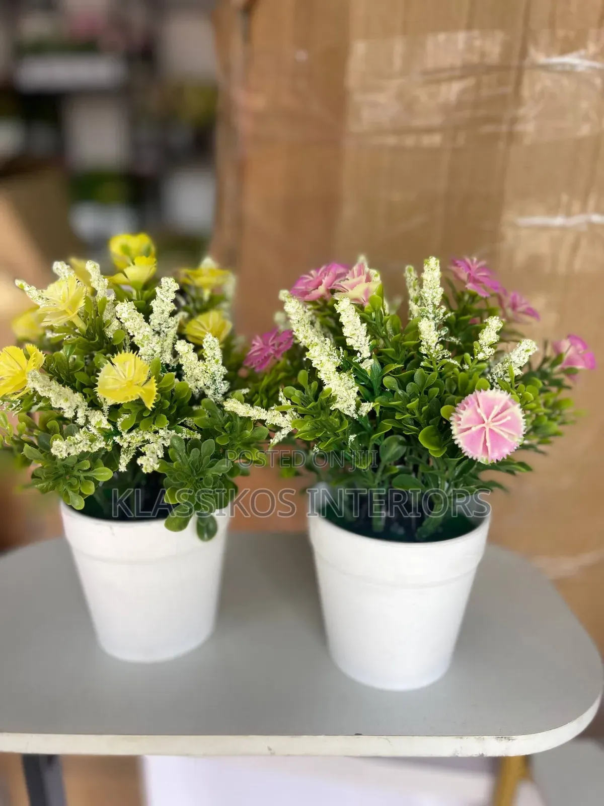 ​Mini Decorative Artificial Flowers in Pot