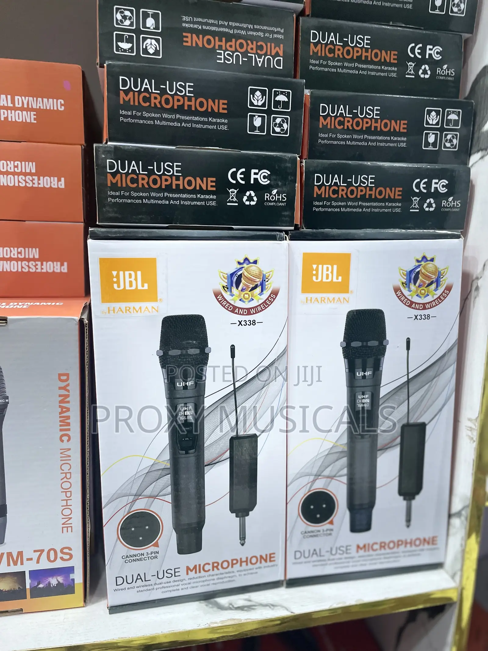 JBL X338 Dual-Use Wired & Wireless Microphone Set