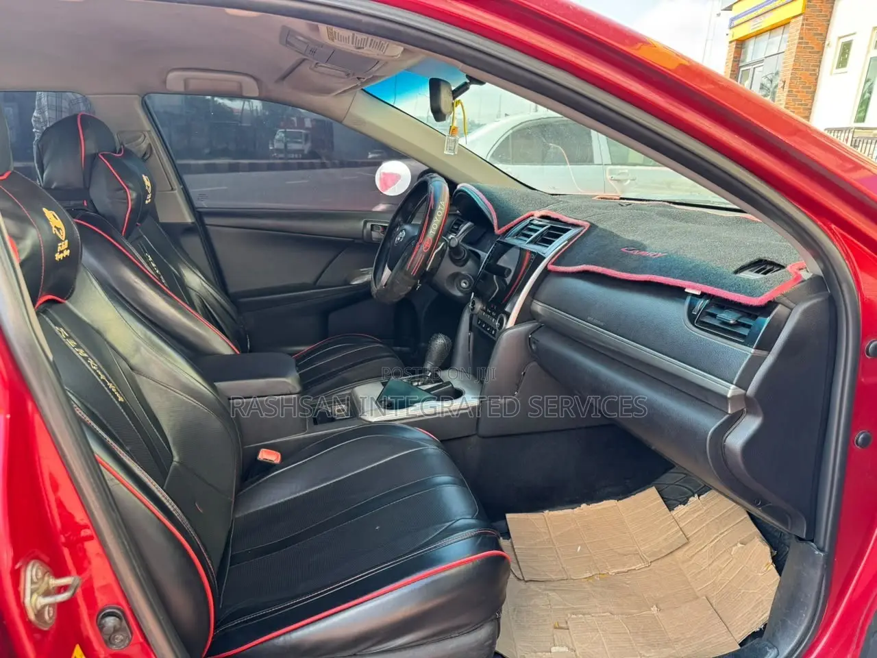 Toyota Camry SE 4dr Sedan (2.5L 4cyl 6A) 2014 Red