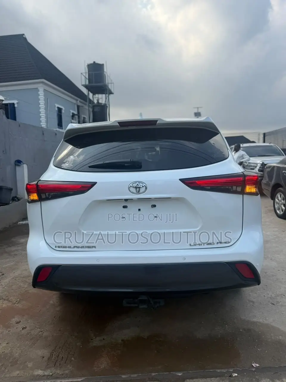Toyota Highlander Limited 2022 White