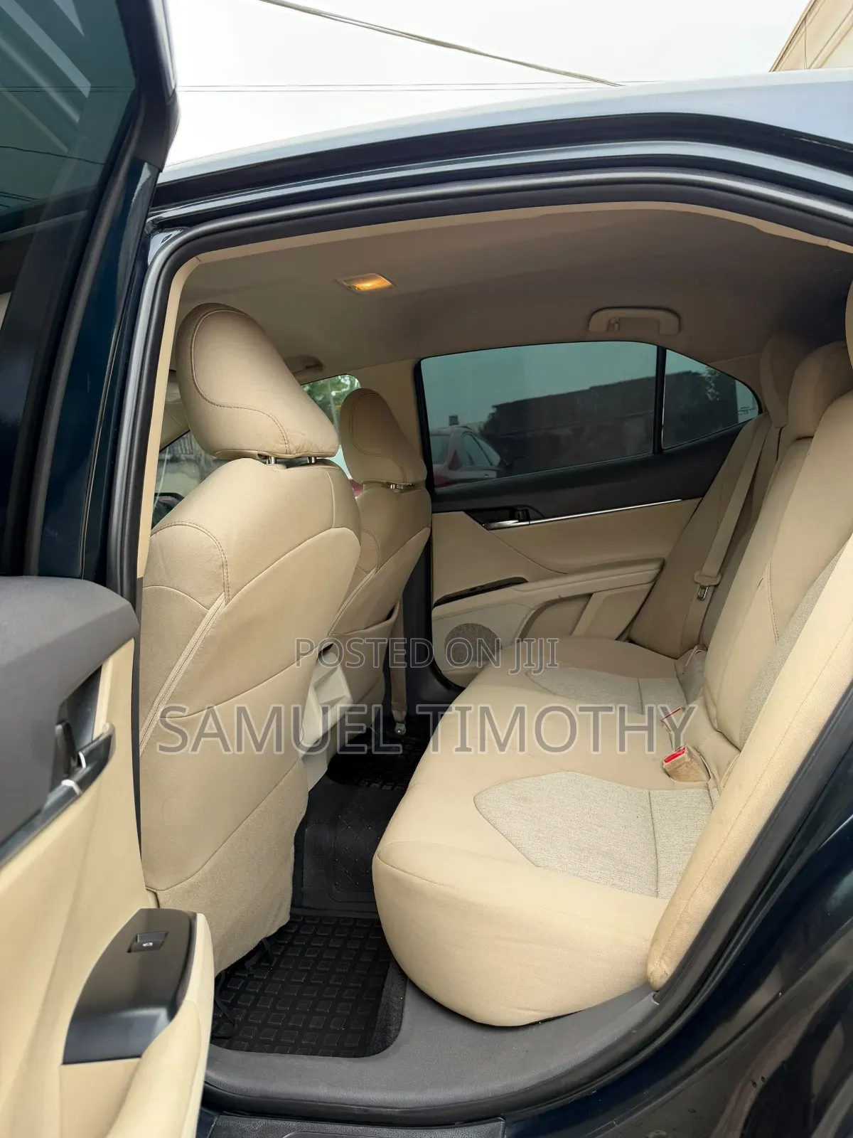Toyota Camry L FWD (2.5L 4cyl 8AM) 2018 Black