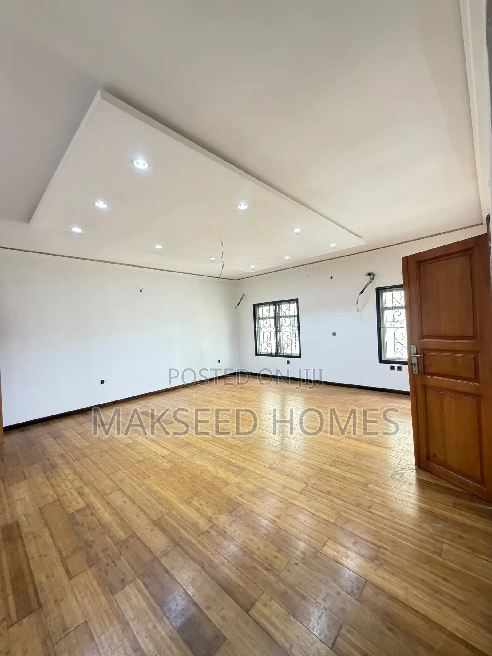 4bdrm Duplex in Victoria Island for sale