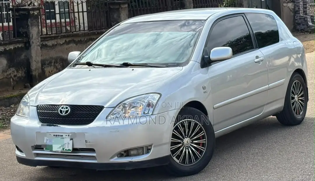Toyota Corolla 2005 Silver