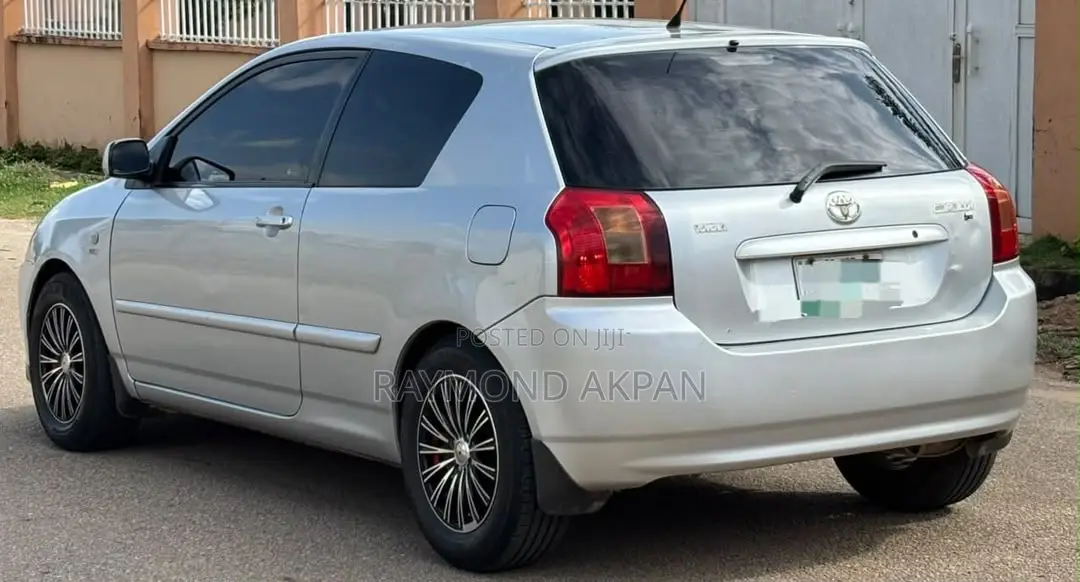 Toyota Corolla 2005 Silver