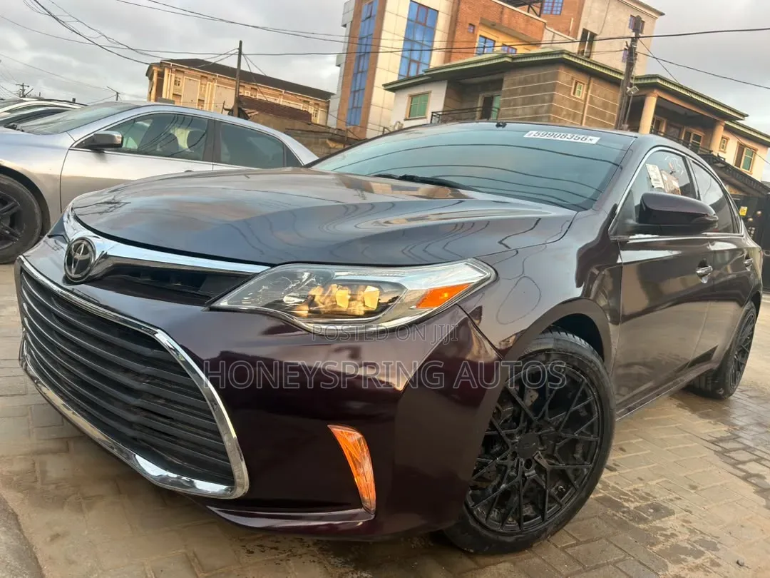 Toyota Avalon XLE 4dr Sedan (3.5L 6cyl 6A) 2014 Maroon