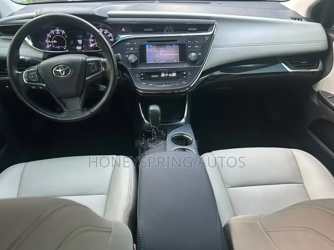 Toyota Avalon XLE 4dr Sedan (3.5L 6cyl 6A) 2014 Maroon