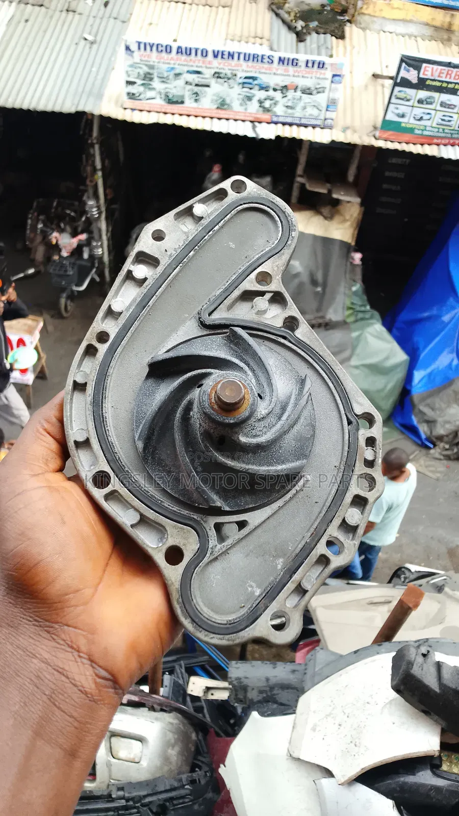 Water Pump Chrysler Ford Wrangler Chevrolet Escalade Dodge