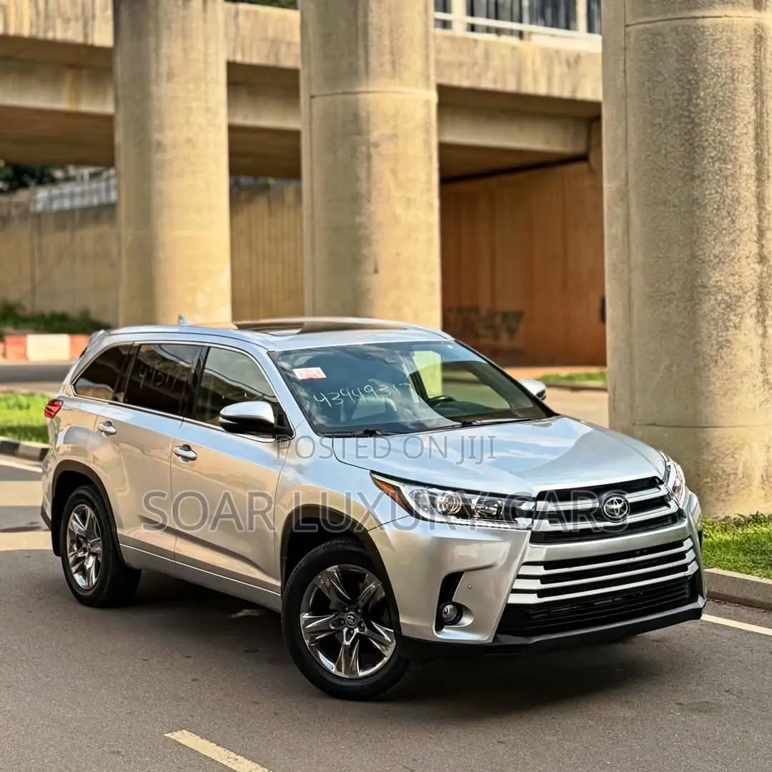 Toyota Highlander Limited Platinum 4x4 V6 (3.5L 6cyl 8A) 2017 Silver