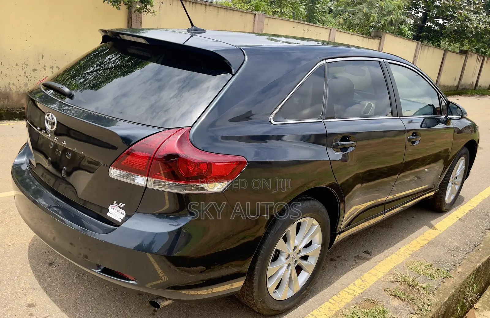 Toyota Venza LE 4dr Wagon (2.7L 4cyl 6A) 2014 Black