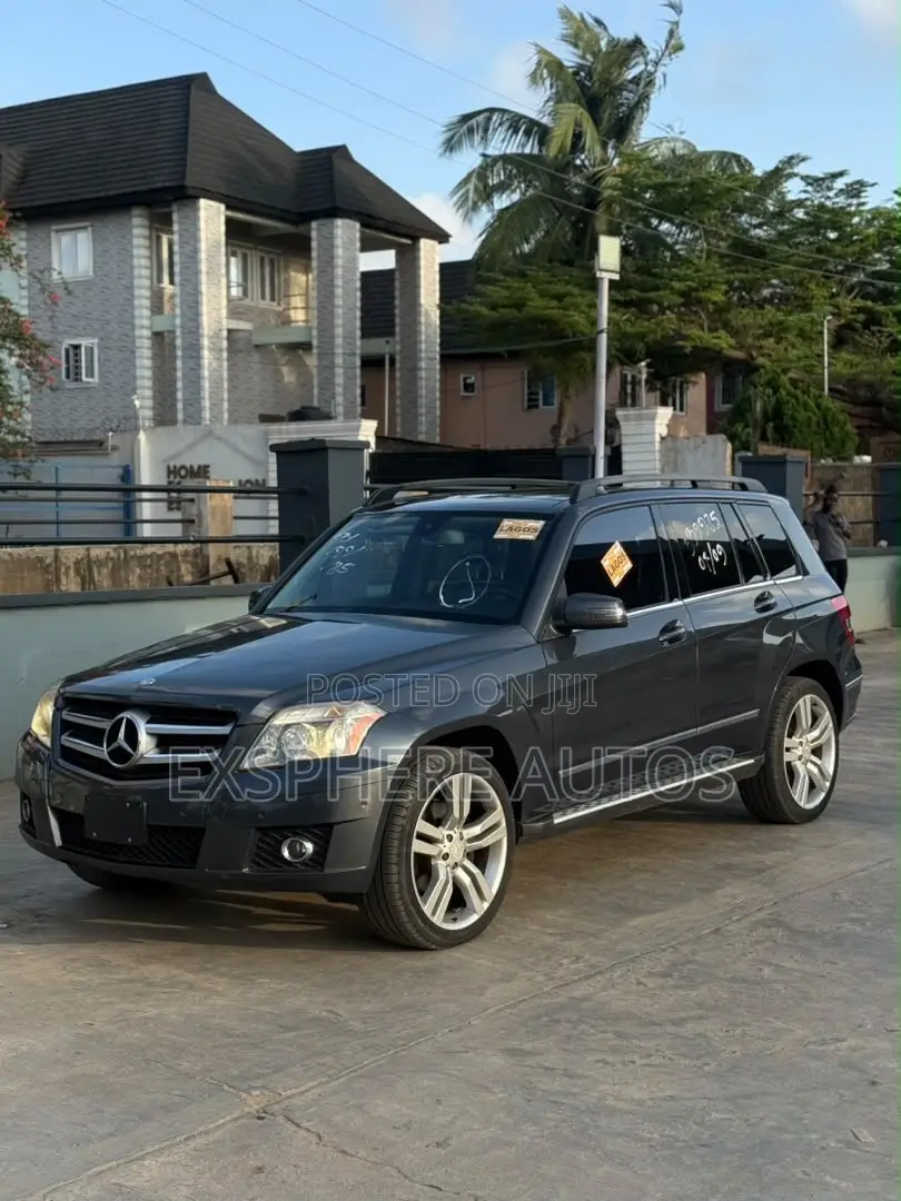 Mercedes-Benz GLK-Class 2010 Gray