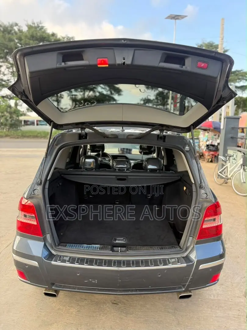 Mercedes-Benz GLK-Class 2010 Gray