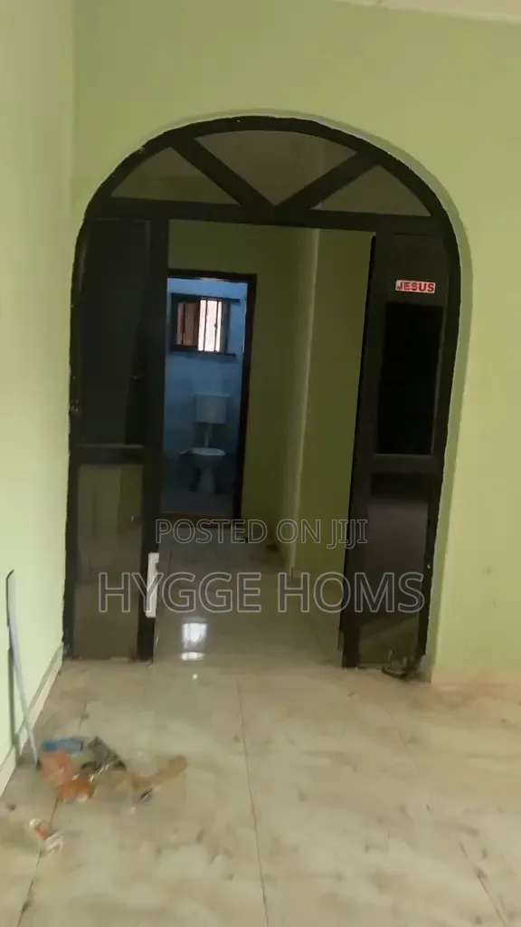 3bdrm Apartment in Maplewood Estate, Oko-Oba for rent