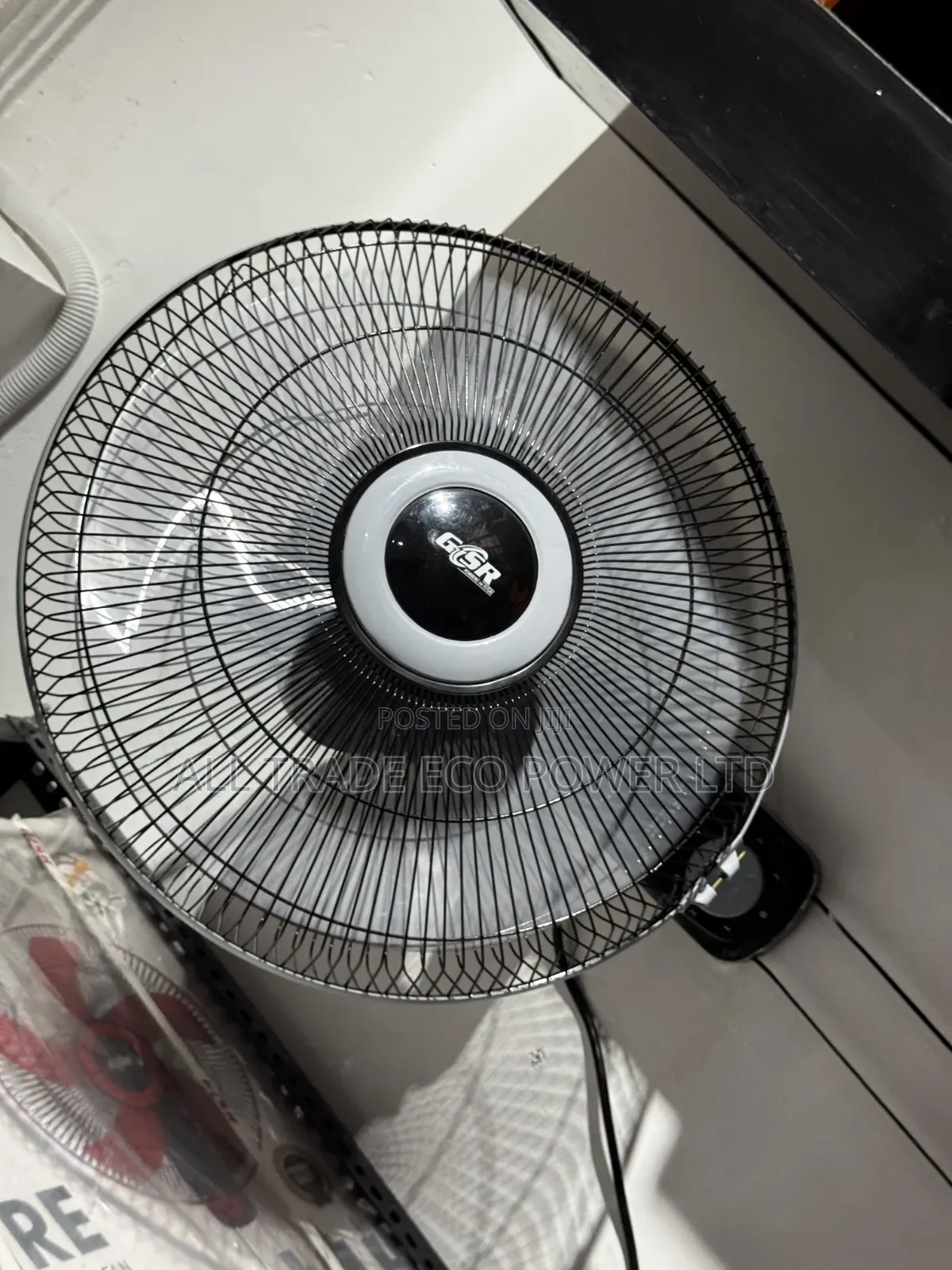 GSR DZIRE16-inch Wall-Mounted Fan