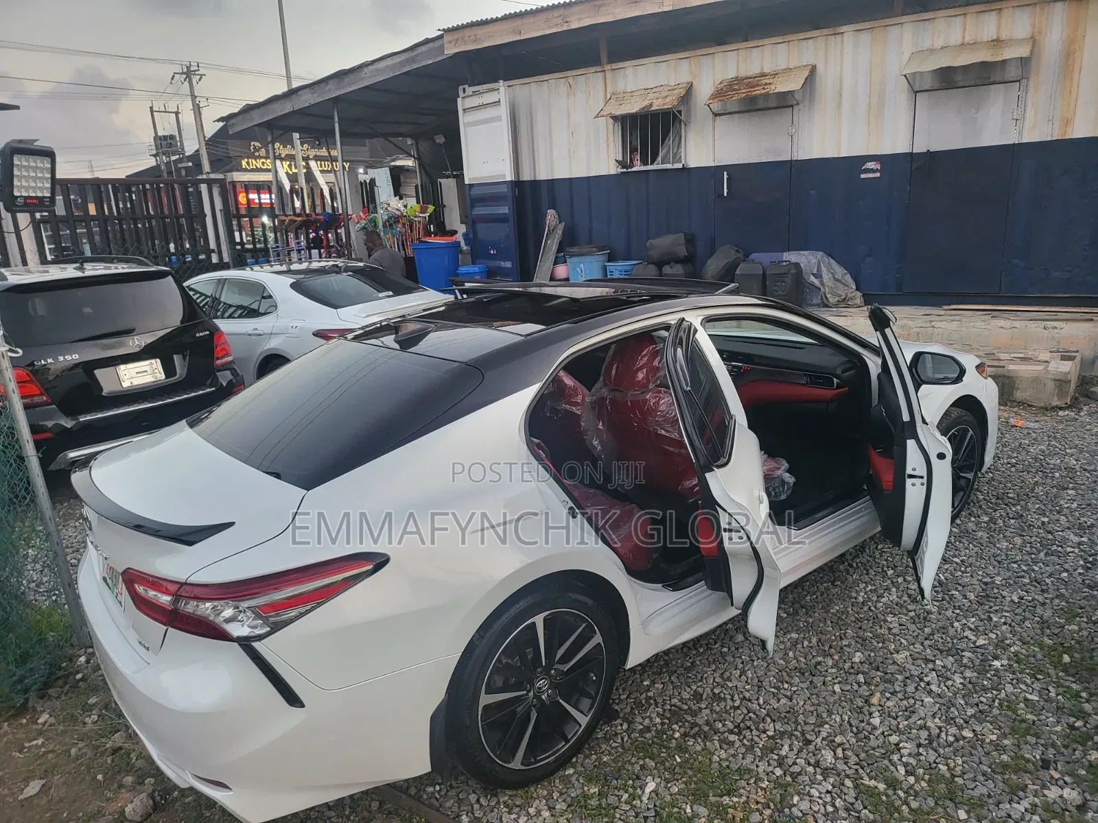 Toyota Camry 2019 White