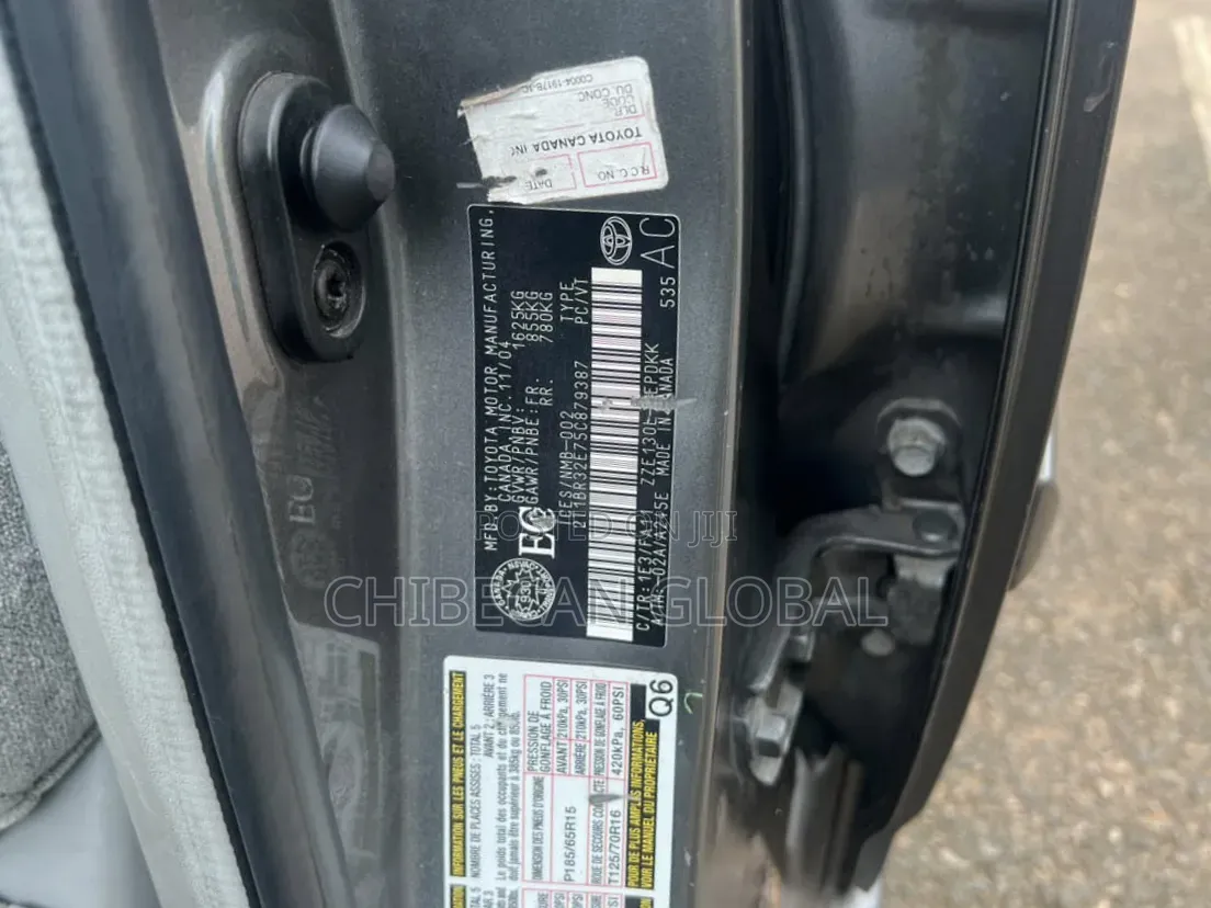 Toyota Corolla 2005 Gray