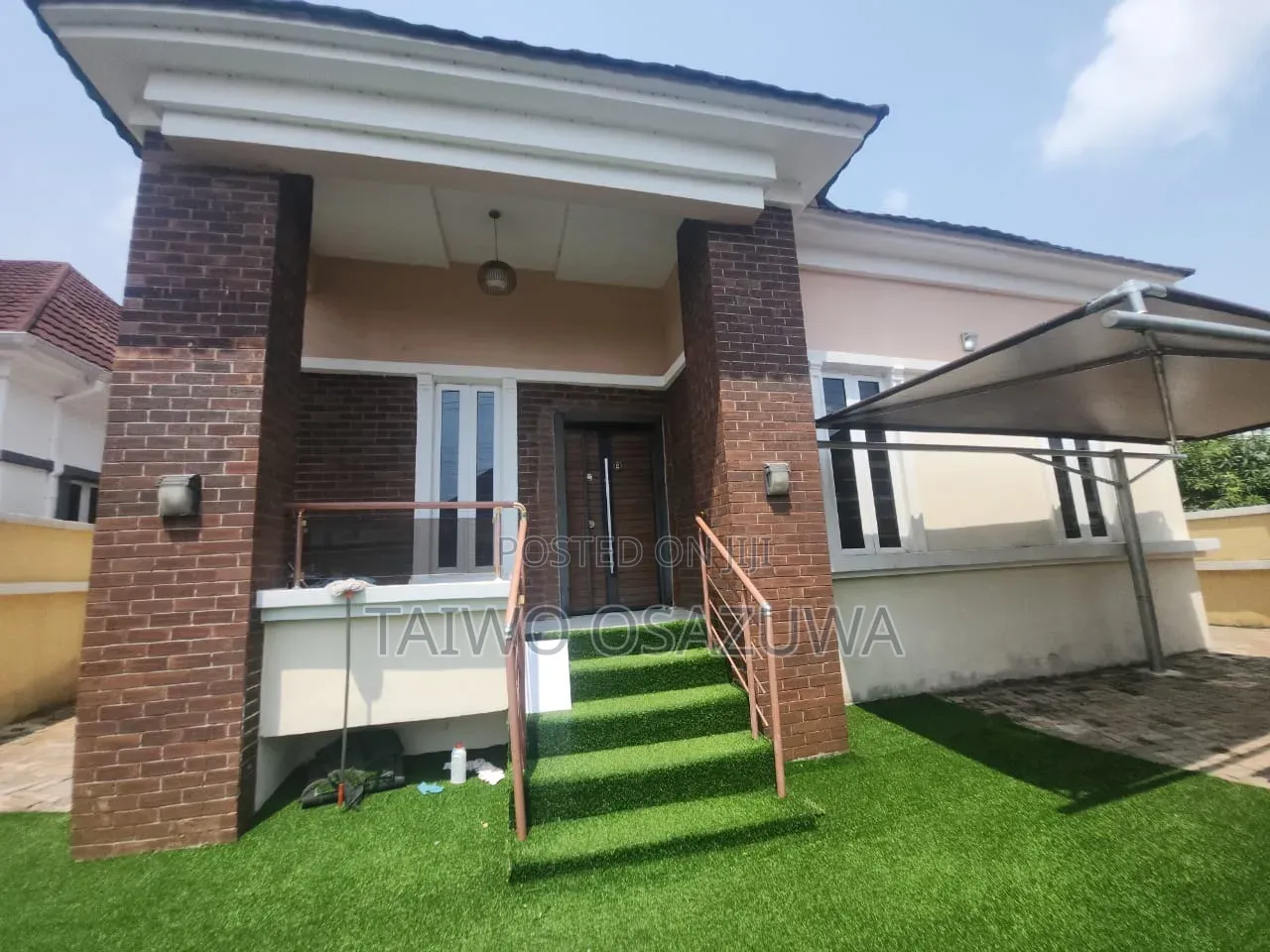 3bdrm Bungalow in Divine Homes Estate, for rent