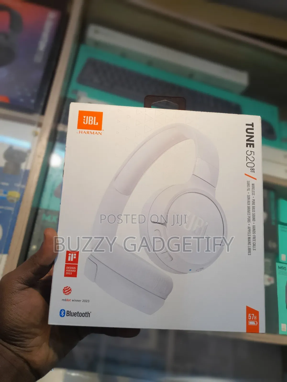 JBL Tune 520bt by Harman