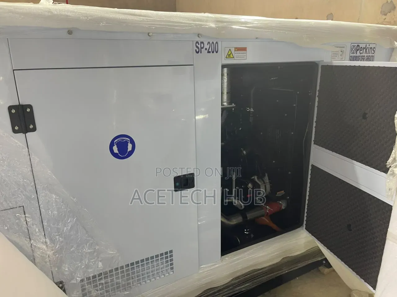 Perkins 200kVA Diesel Generator With Soundproof Canopy