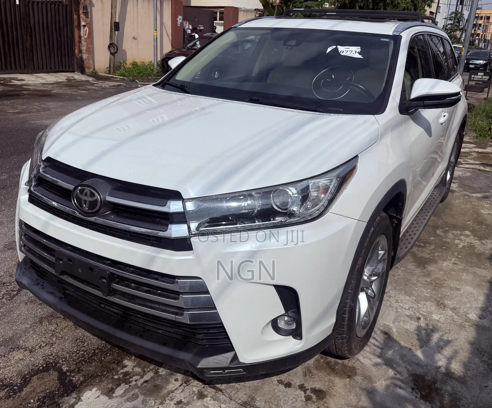 Toyota Highlander Limited 2019 White