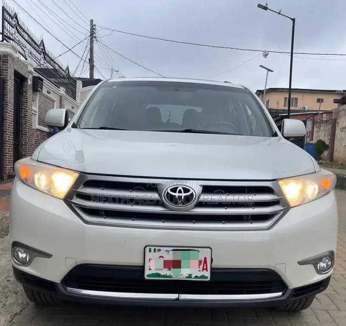 Toyota Highlander 2012 White