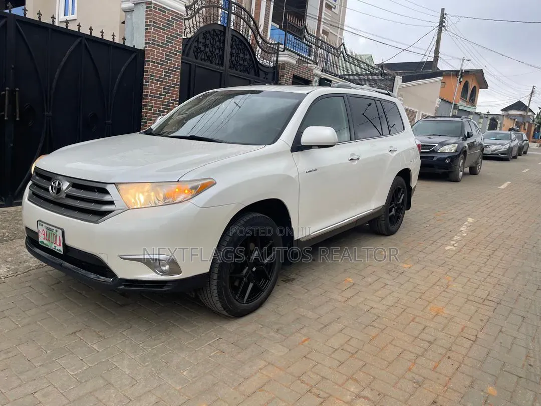 Toyota Highlander 2012 White