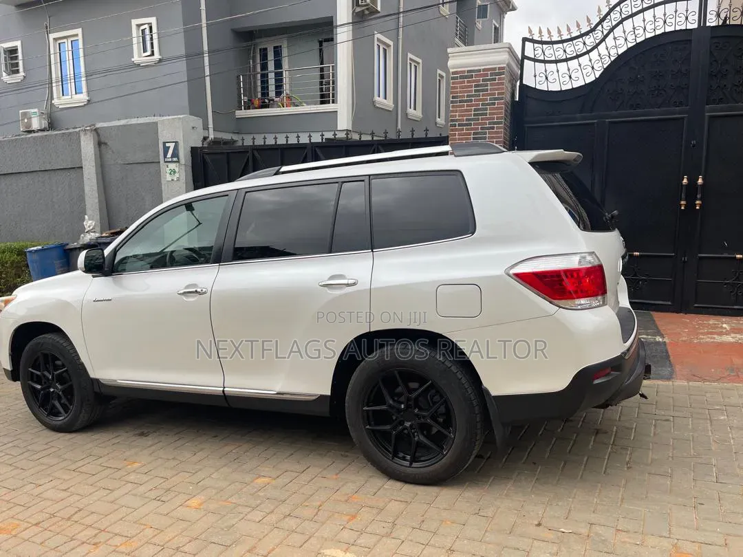 Toyota Highlander 2012 White