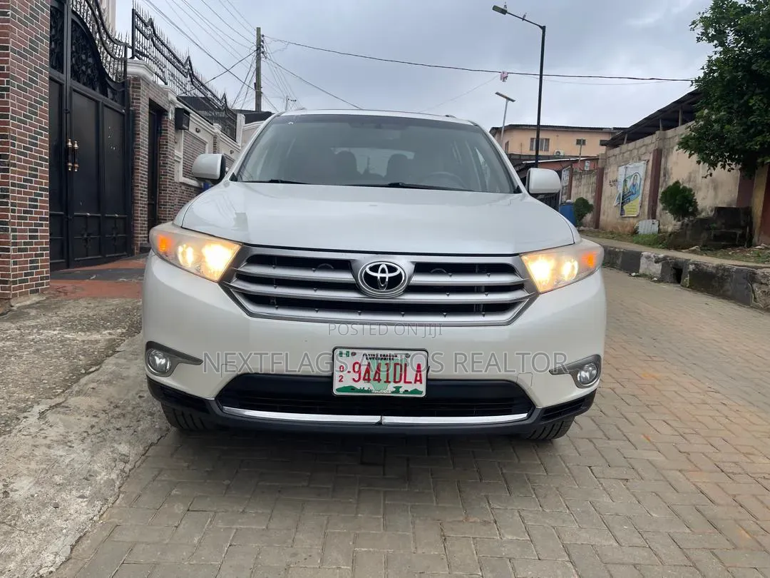 Toyota Highlander 2012 White