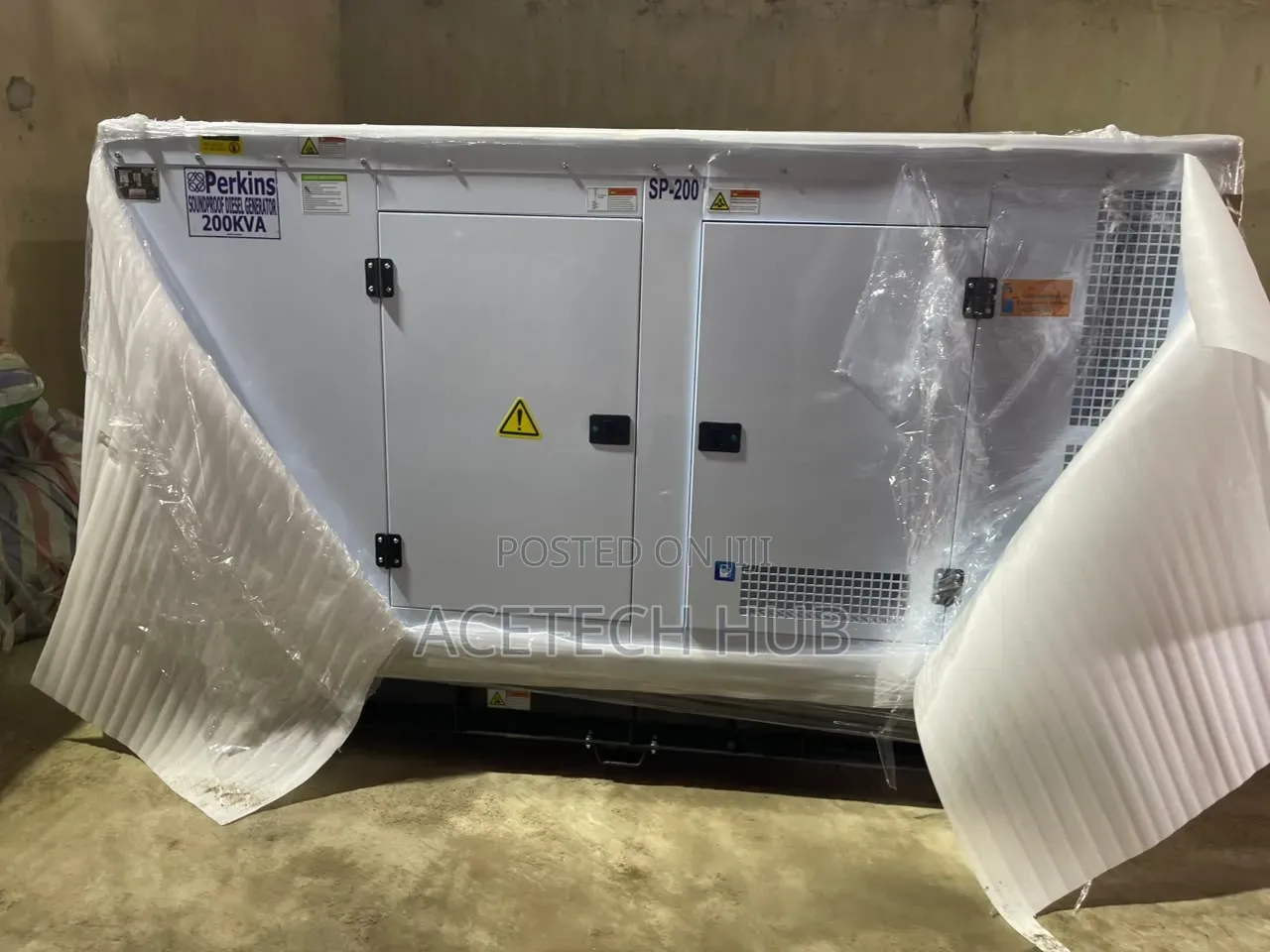 Perkins 200kVA Commercial Soundproof Diesel Generator