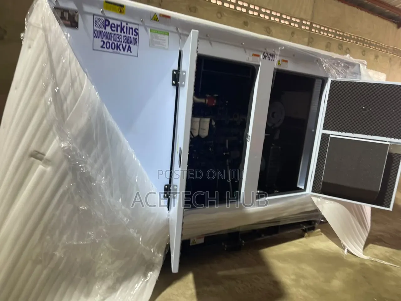 Perkins 200kVA Commercial Soundproof Diesel Generator