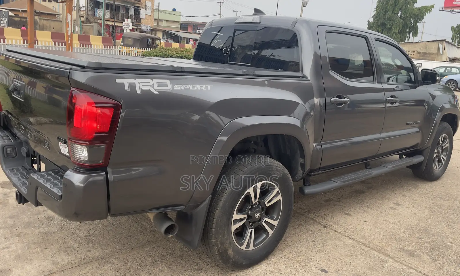 Toyota Tacoma 2019 Gray