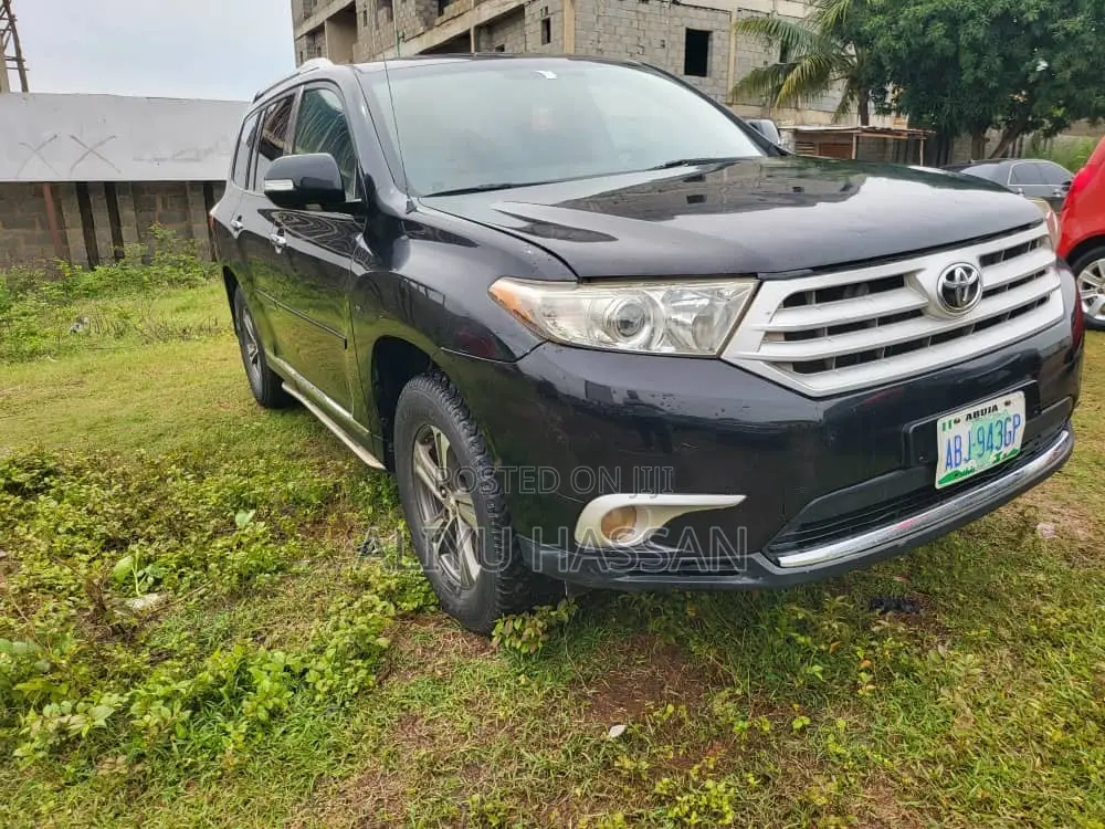 Toyota Highlander 2012 Black
