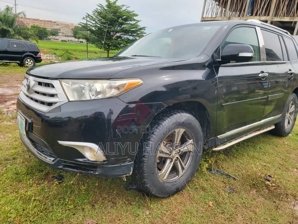 Toyota Highlander 2012 Black