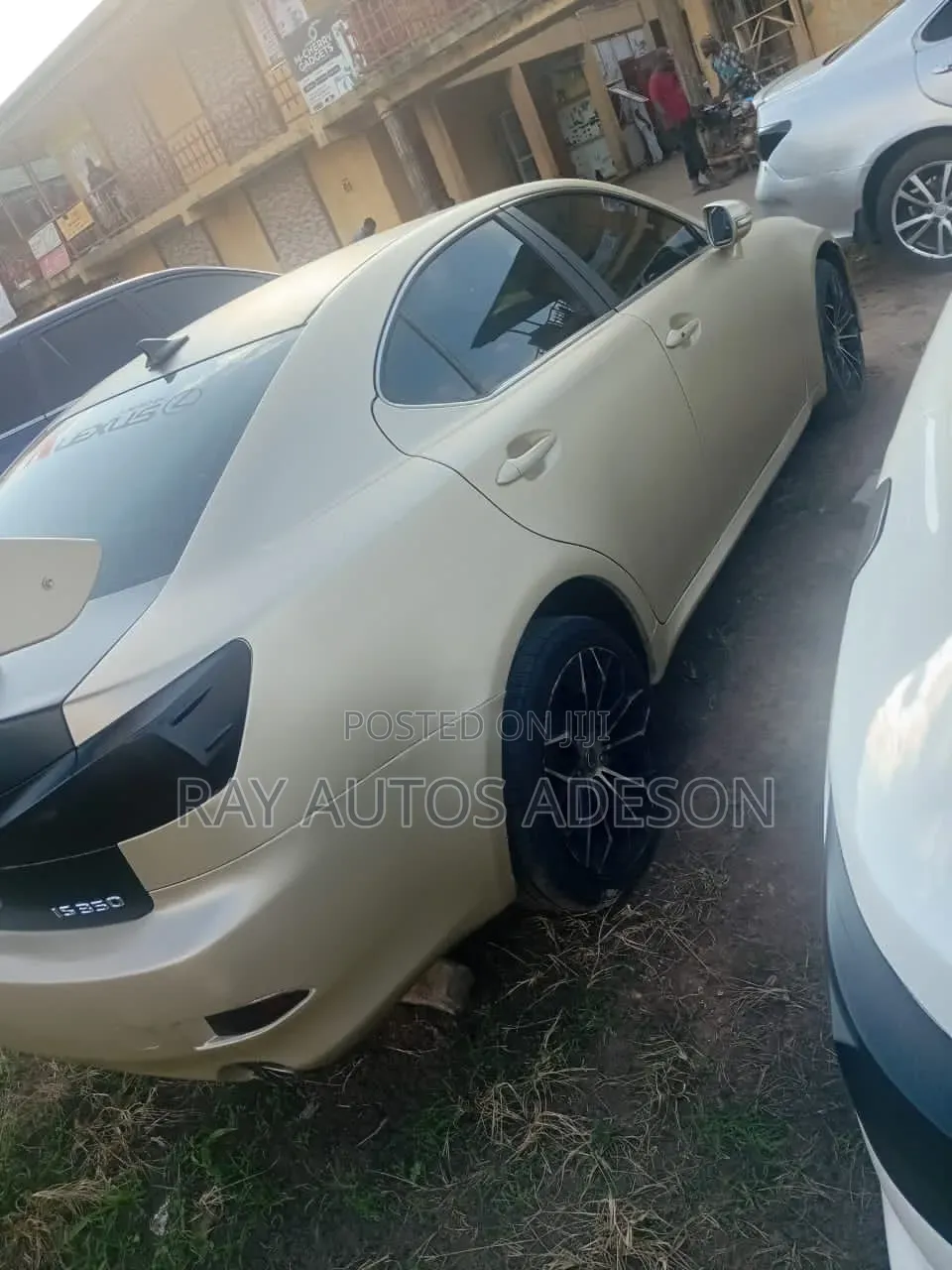 Lexus IS 2010