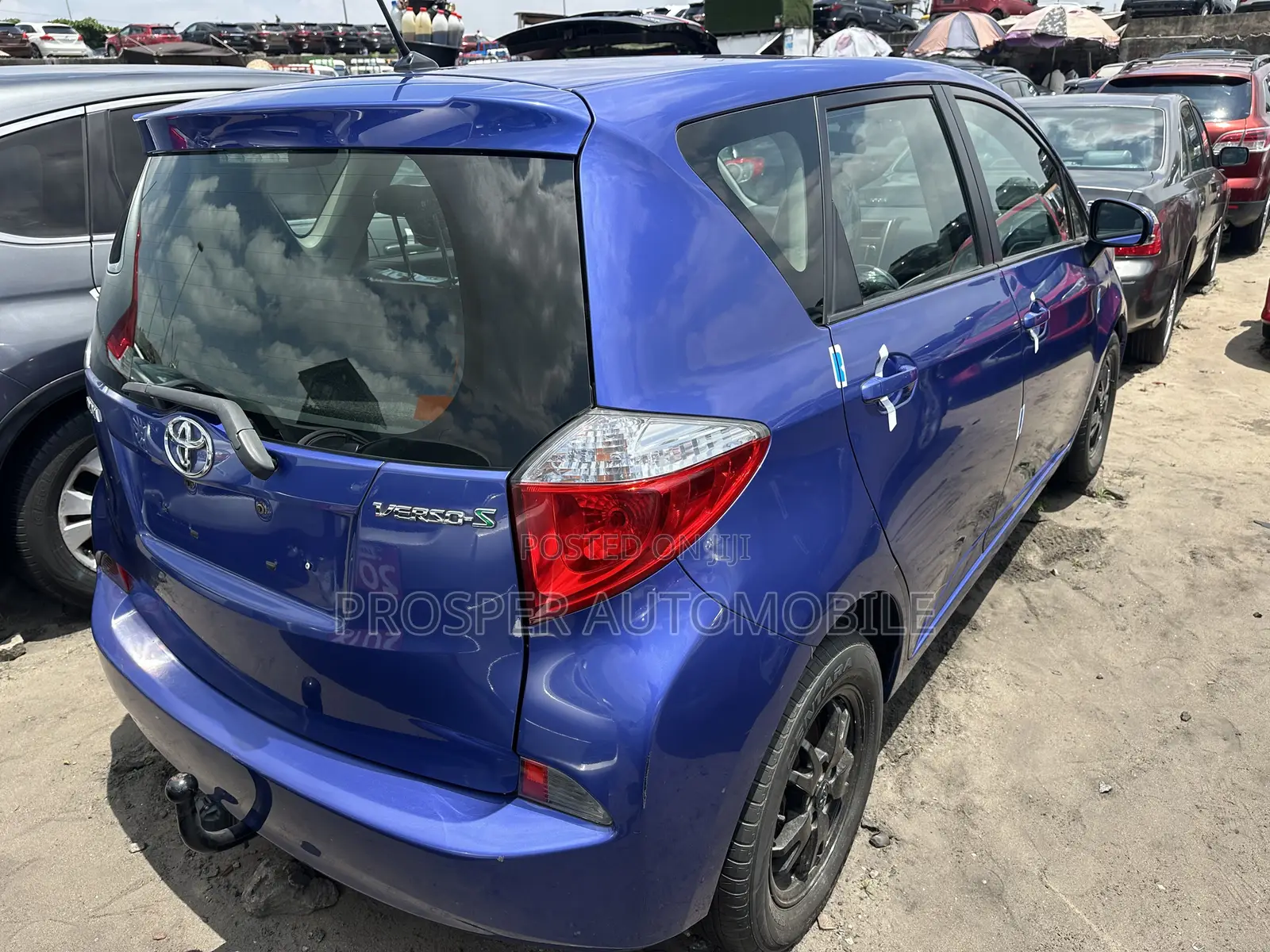 Toyota Verso 1.6 2013 Blue