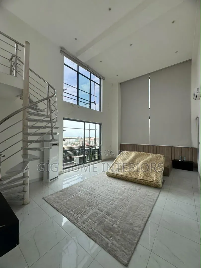 4bdrm Apartment in Vi, Ajah for sale