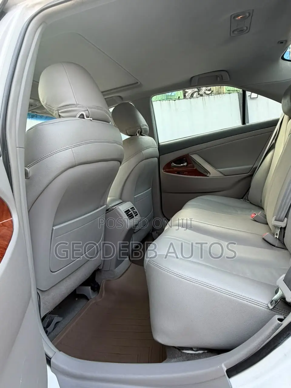 Toyota Camry LE 4dr Sedan (2.4L 4cyl 5A) 2008 White