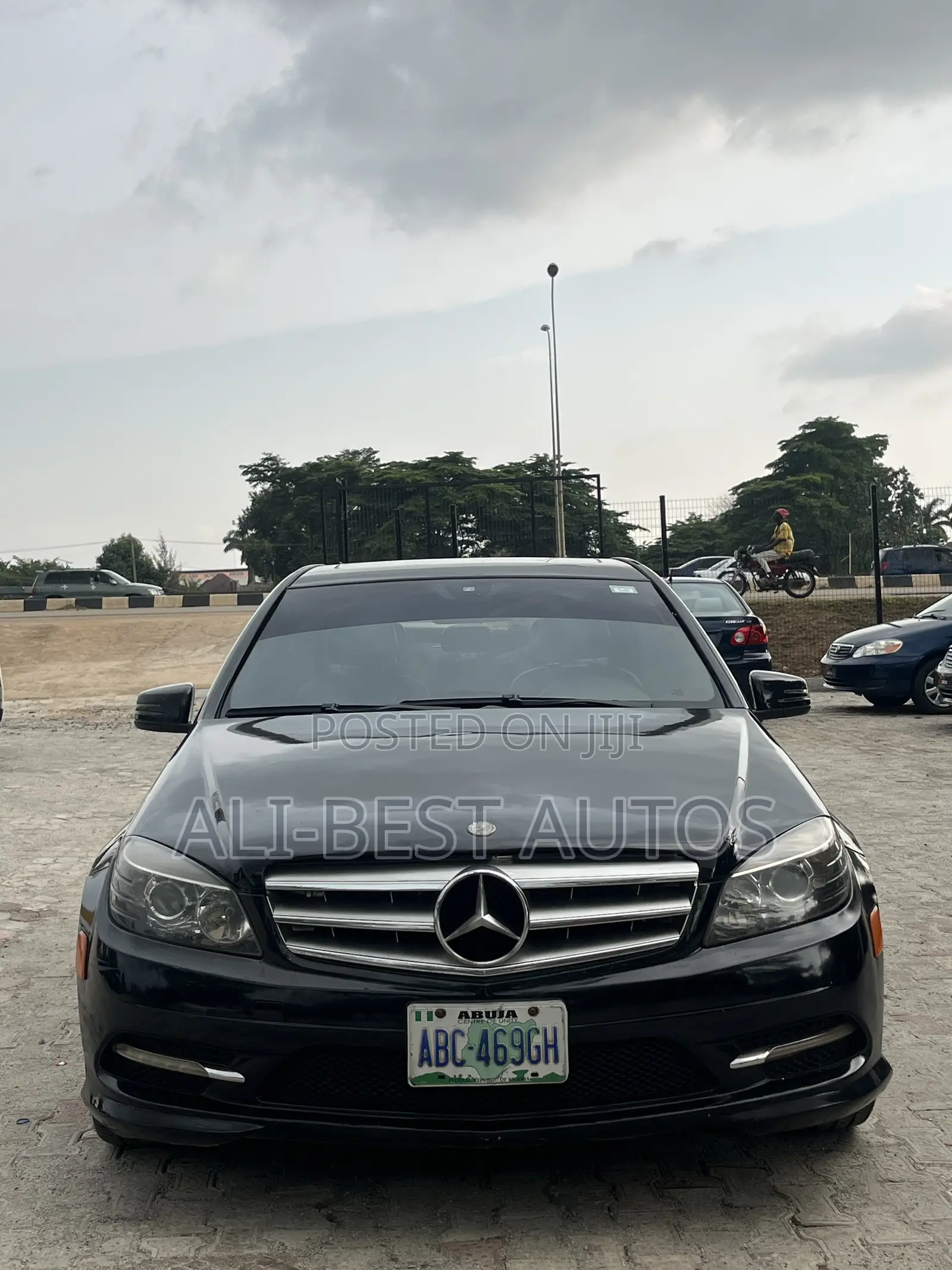 Mercedes-Benz C300 2009 Black