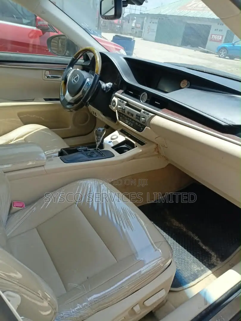 Lexus ES 350 FWD 2013 Brown
