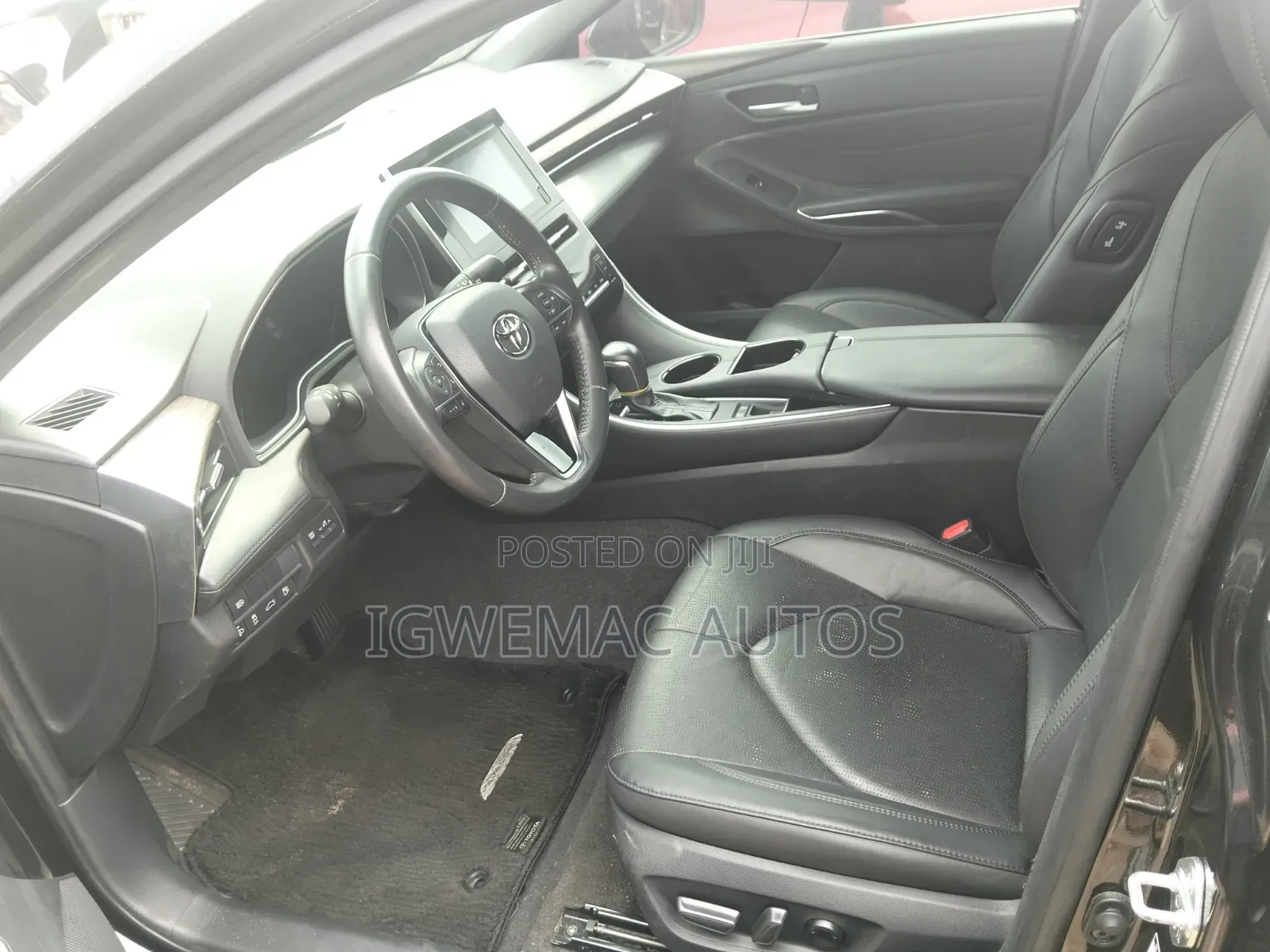 Toyota Avalon 2023 Black