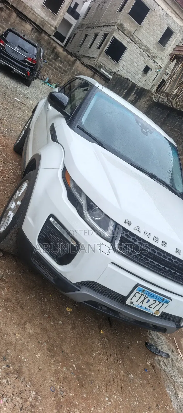 Land Rover Range Rover Evoque SE 5dr 4x4 (2.0L 4cyl 9A) 2016 White