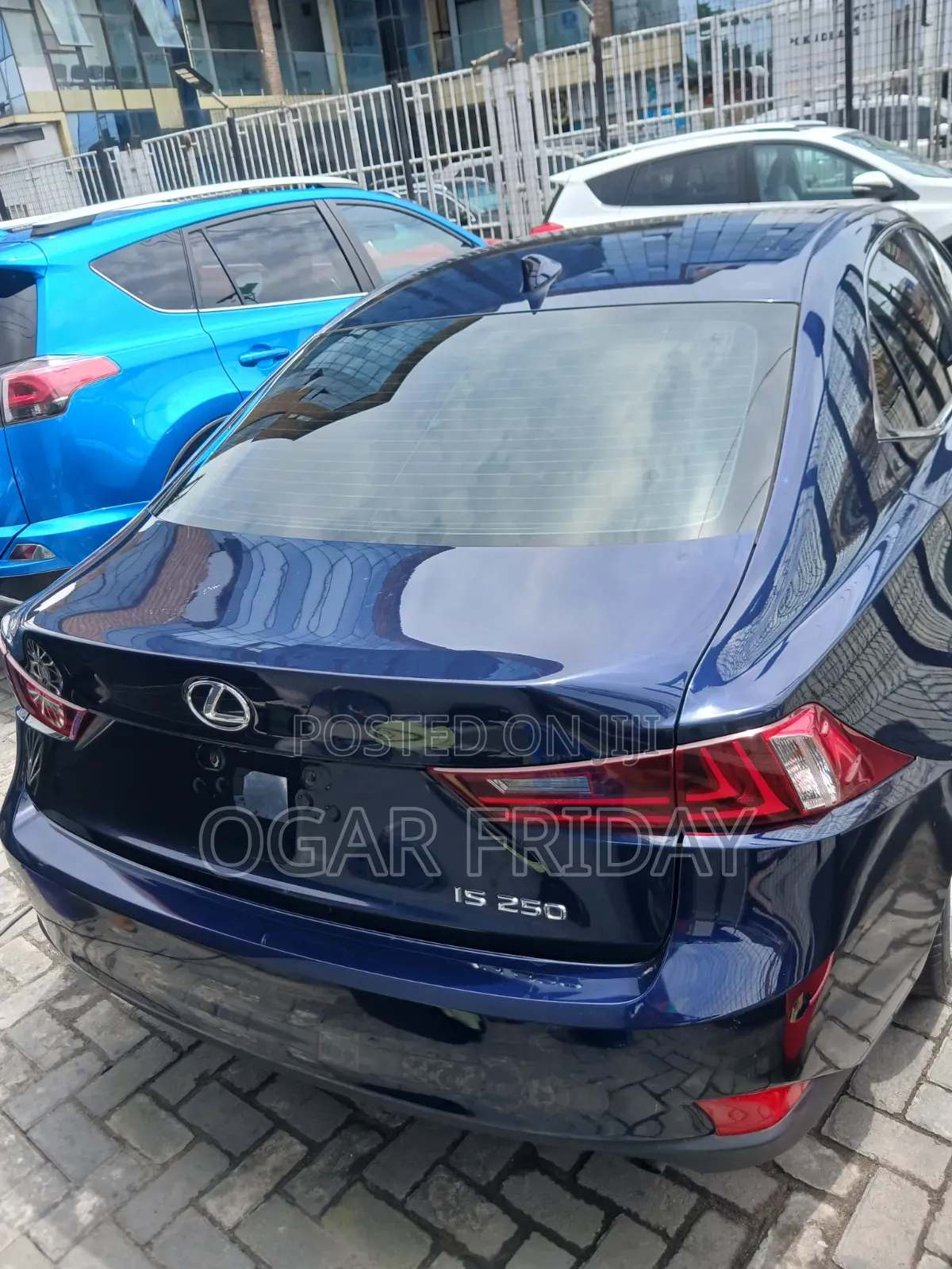 Lexus IS 250 2015 Blue