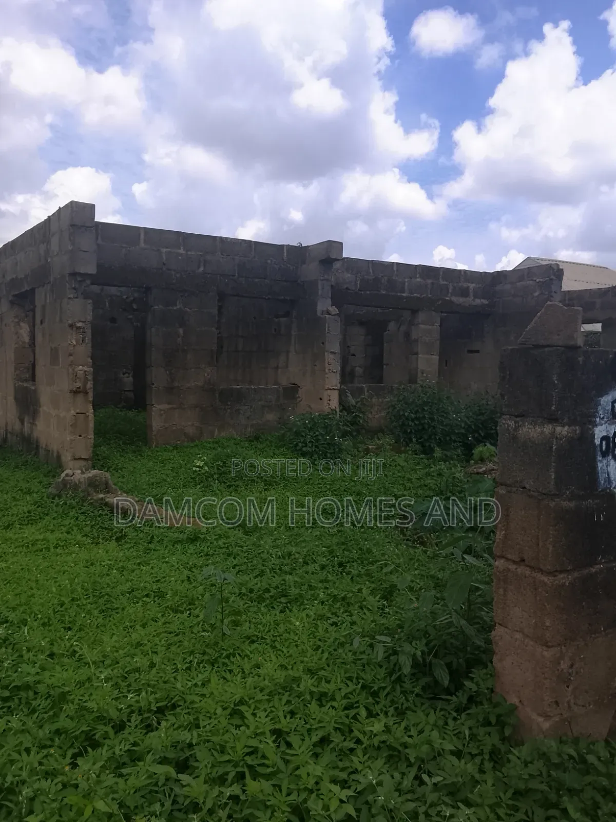 For Sale: Strategic Property in Apata Ibadan
