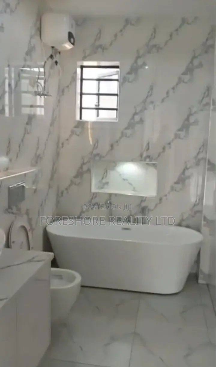 4bdrm Duplex in Allen Avenue for rent