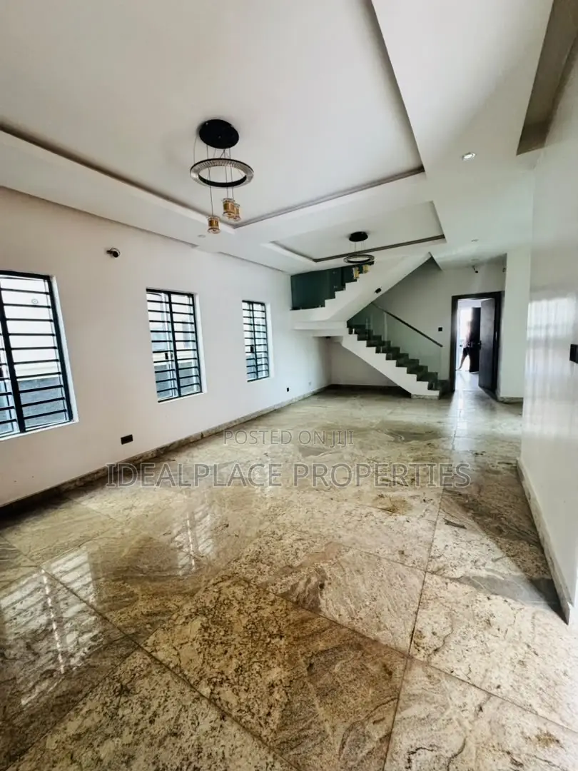 5bdrm Duplex in Ikeja GRA for rent