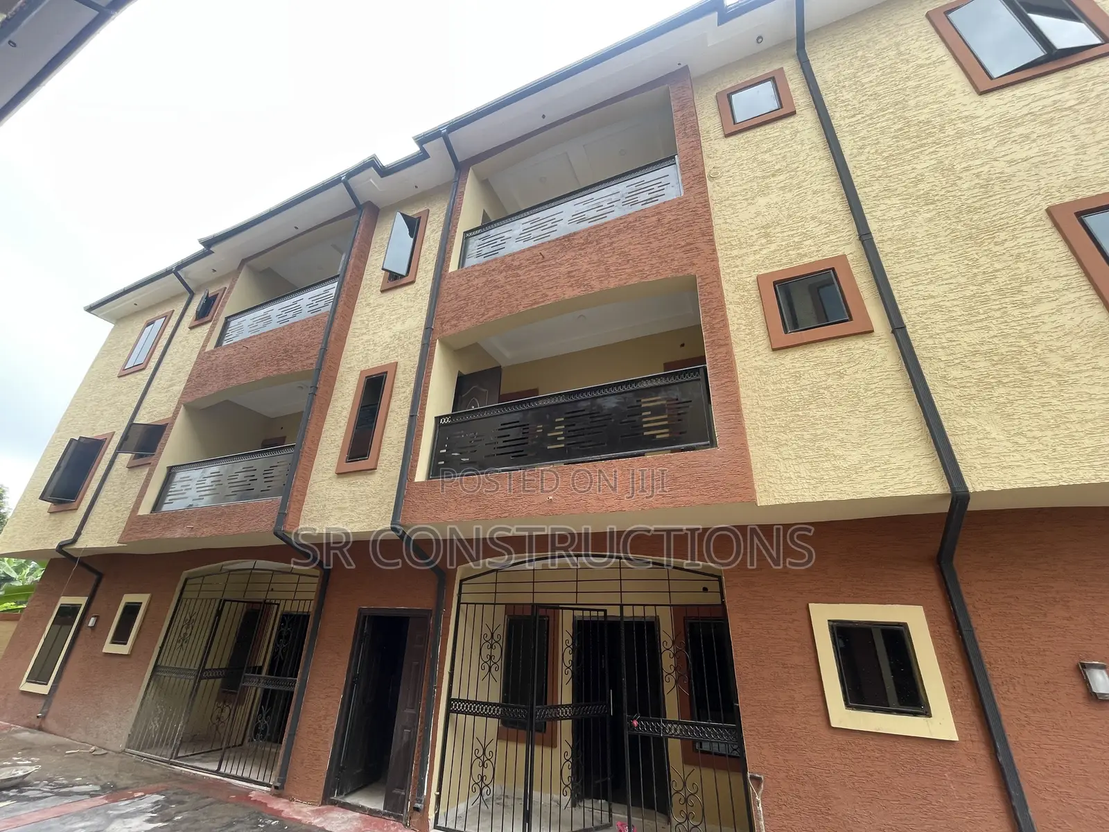 2bdrm Block of Flats in County Garden Estate, Port-Harcourt for rent