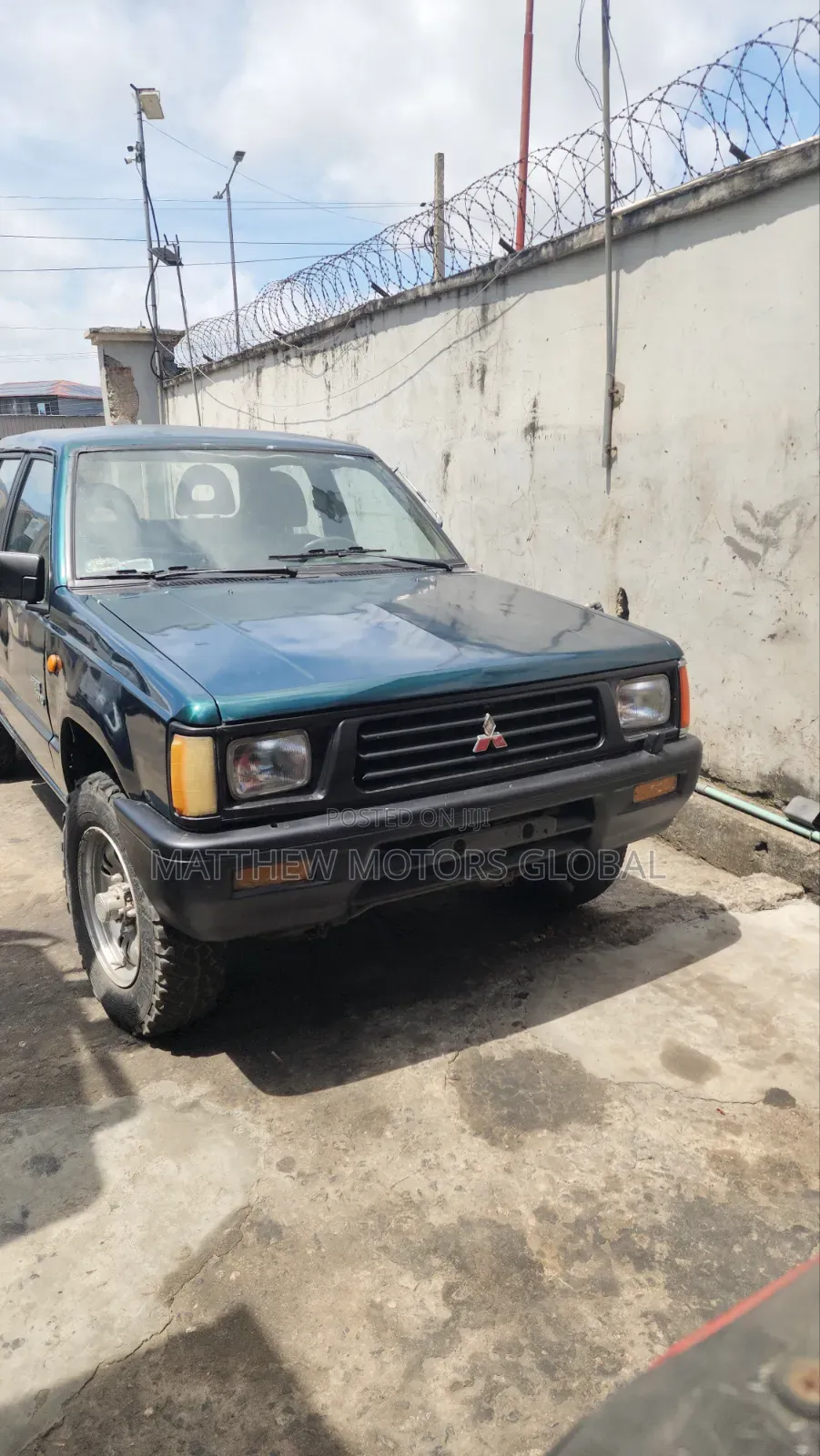 Mitsubishi L200 Club Cab 2.4 4WD 2002 Green