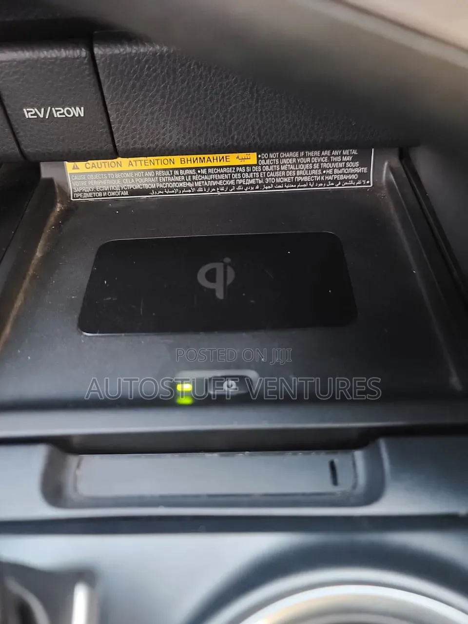 Toyota Camry XLE FWD (2.5L 4cyl 8AM) 2018 Gray