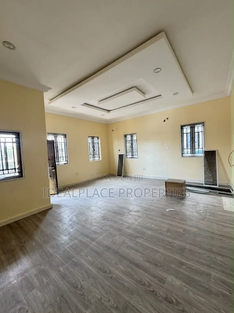 3bdrm Apartment in Omole Phase 2 for rent