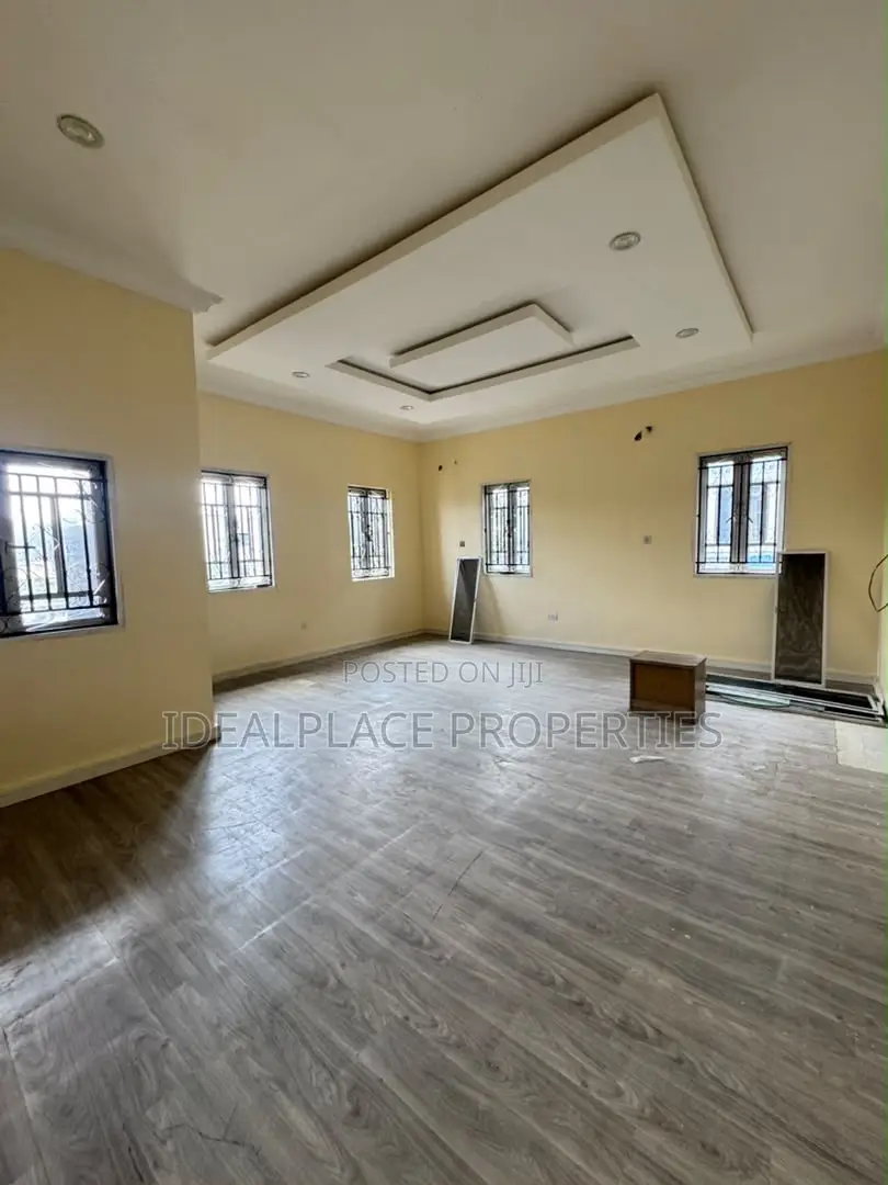 3bdrm Apartment in Omole Phase 2 for rent