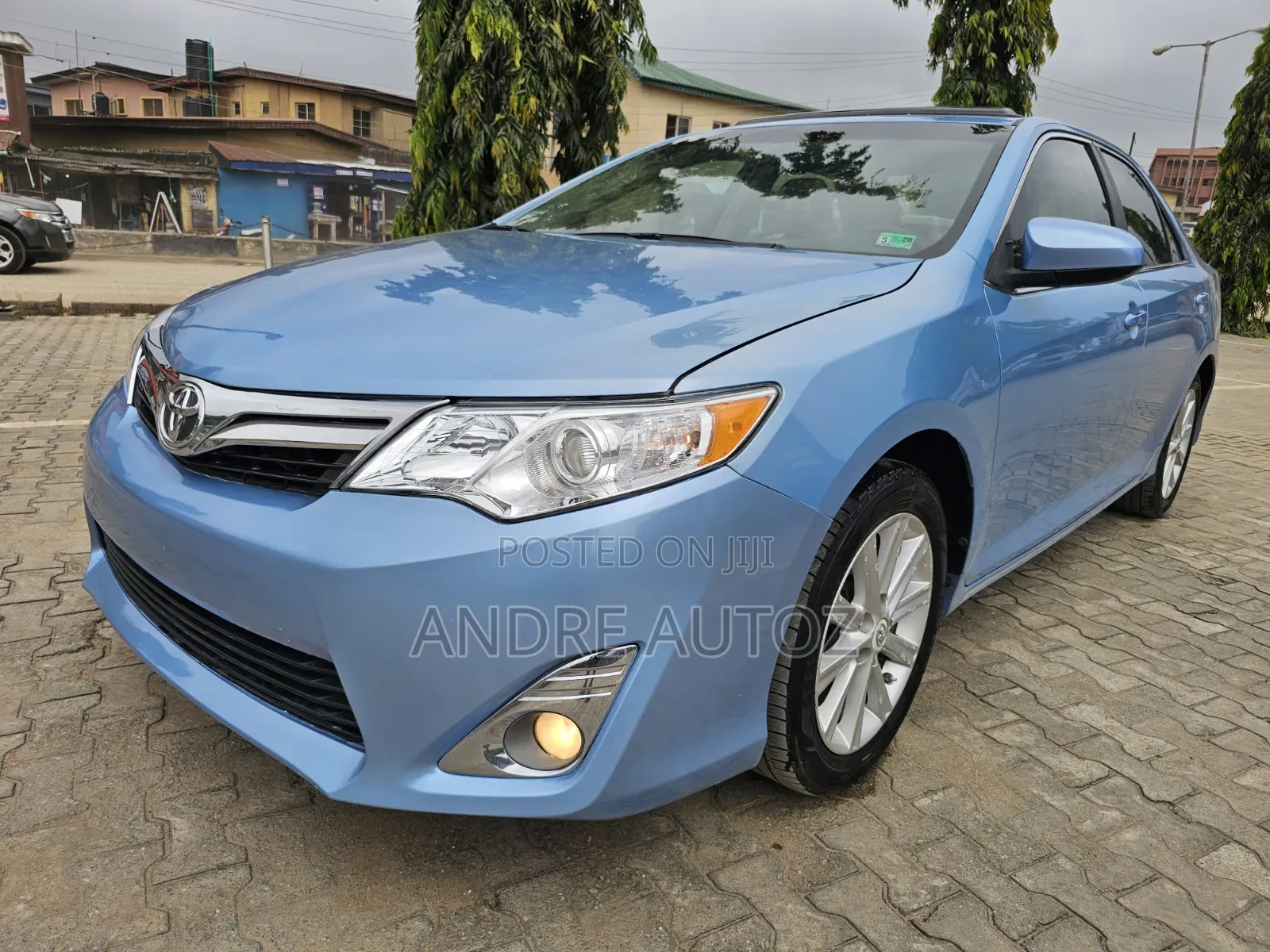Toyota Camry XLE V6 4dr Sedan (3.5L 6cyl 6A) 2012 Blue